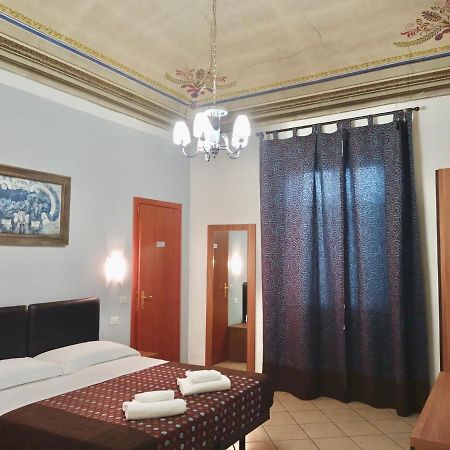 Adelaide House Hotel ฟลอเรนซ์ ภายนอก รูปภาพ