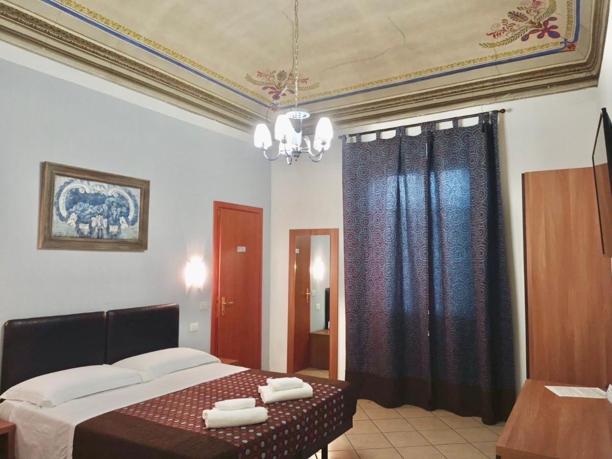 Adelaide House Hotel ฟลอเรนซ์ ภายนอก รูปภาพ